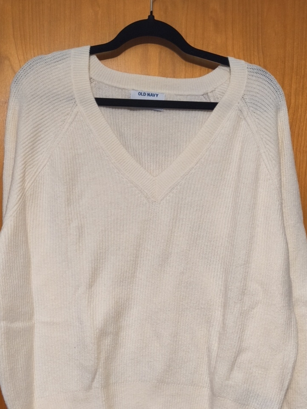 Old Navy Cream V-Neck Lightweight Sweater